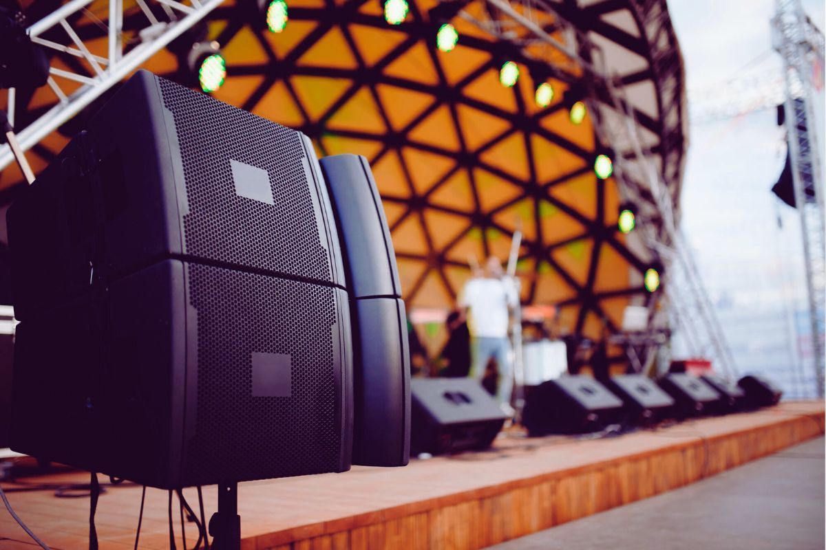 Speaker Hire Hertfordshire: Perfect for Brand-Focused Events
